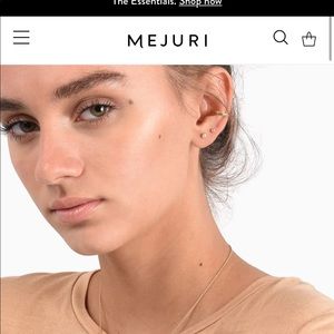 *** ISO Mejuri edged ear cuff**